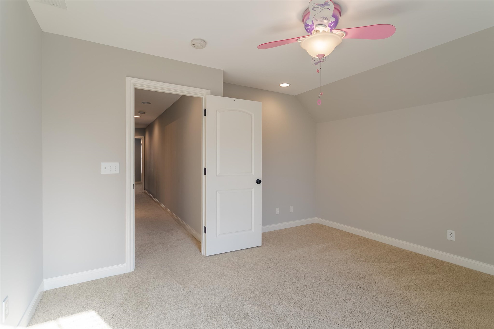 4368 Huntington Ridge Circle Newburgh, IN 47630 - Photo 27 of 35 Gallery Image 27