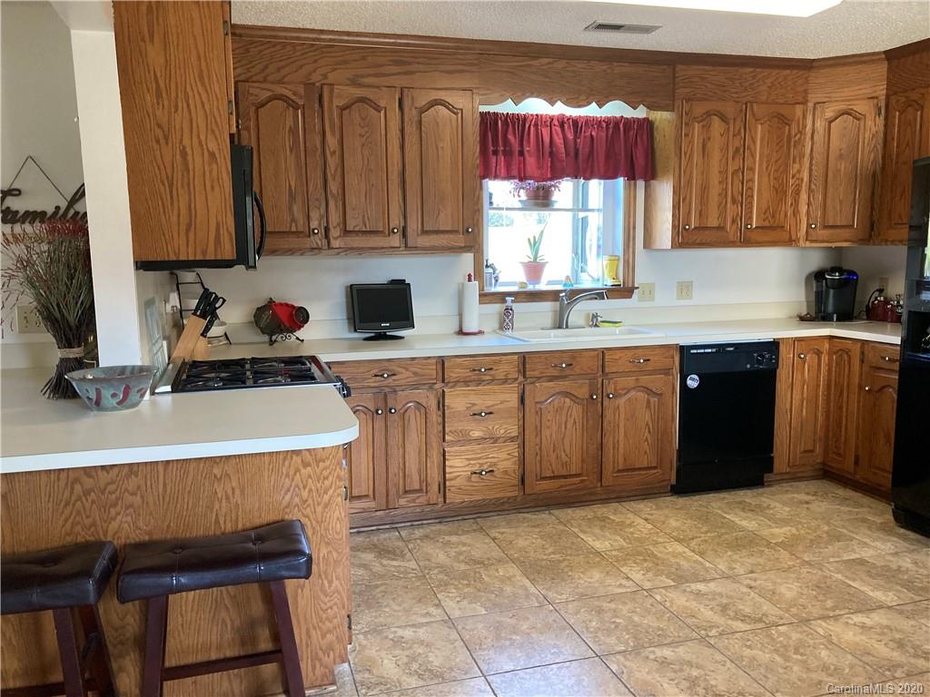 781 Burrage Road Northeast Concord, NC 28025 - Photo 9 of 33 Gallery Image 9