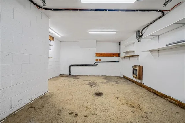 a view of a storage & utility room