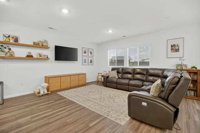 $489,000 | 2036 Bacall Court, Olivehurst, CA 95961