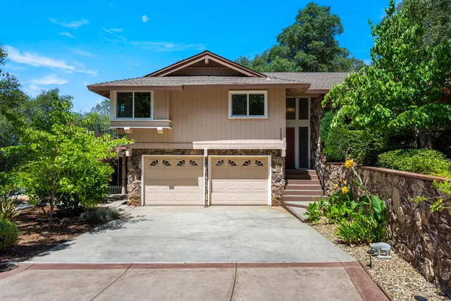 $675,000 | 2285 Indian Rock Lane, Auburn, CA 95603