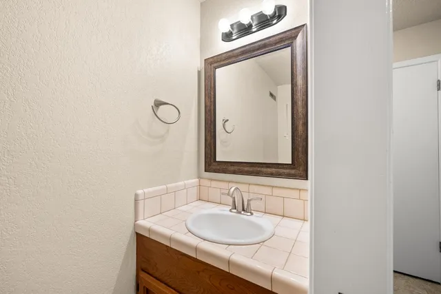 $675,000 | 2285 Indian Rock Lane, Auburn, CA 95603