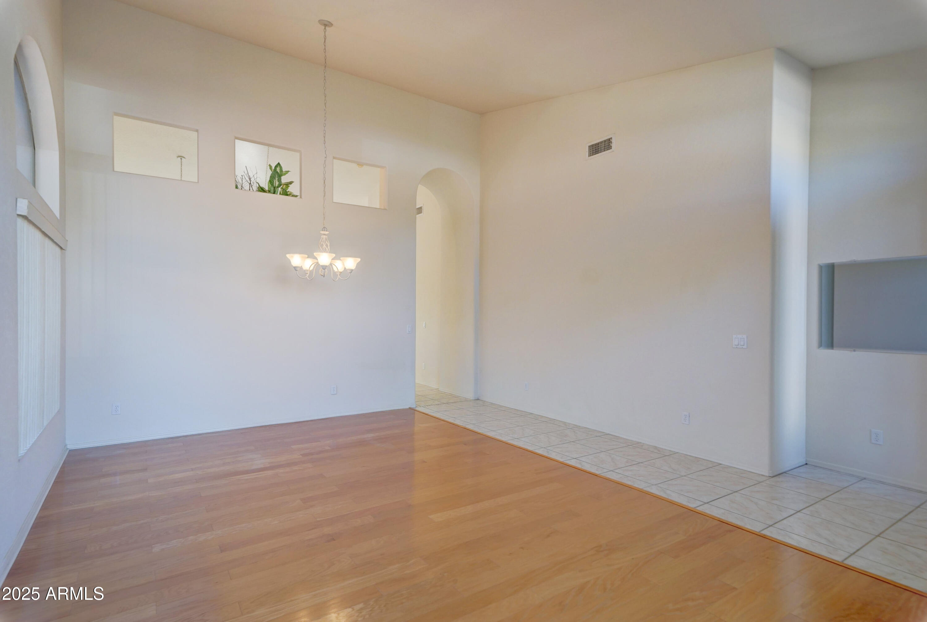 3055 North Red Mountain, Unit 74 Mesa, AZ 85207 - Photo 9 of 38 a view of an empty room