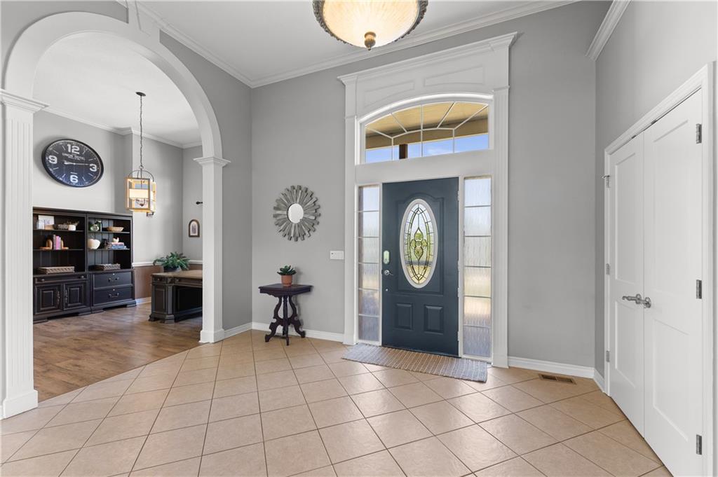 28265 Overbrook Road Paola, KS 66071 - Photo 7 of 70