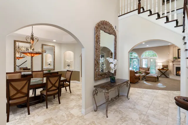 $1,175,000 | 13 Chatsworth Place, Farmington, CT 06032