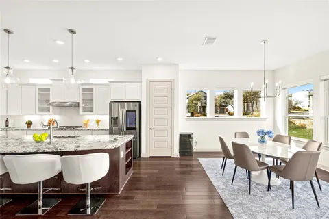 $825,000 | 121 Starfire Drive, Dripping Springs, TX 78620