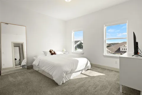 $825,000 | 121 Starfire Drive, Dripping Springs, TX 78620