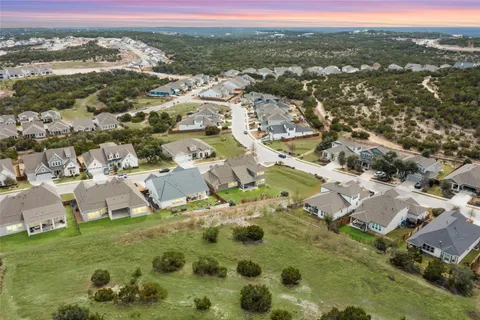 $825,000 | 121 Starfire Drive, Dripping Springs, TX 78620