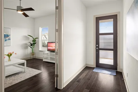 $825,000 | 121 Starfire Drive, Dripping Springs, TX 78620