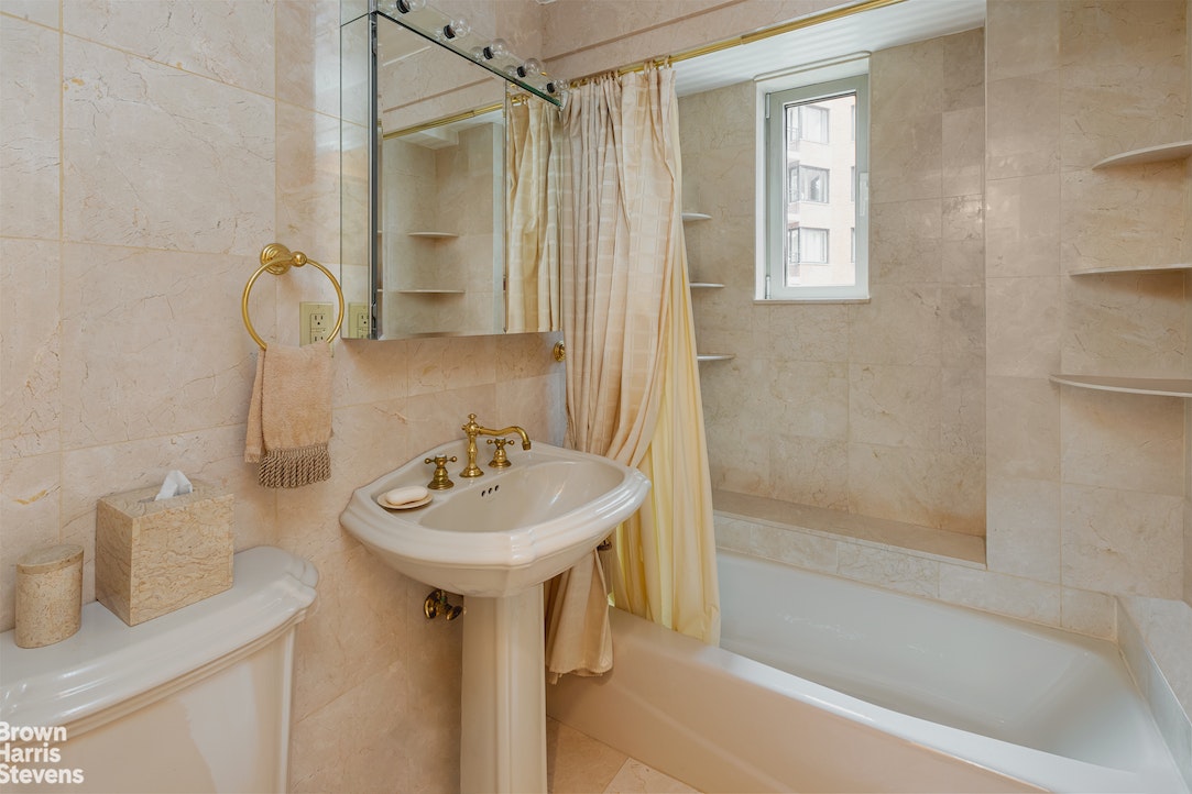 60 Sutton Place South, Unit 7FS Manhattan, NY 10022 - Photo 7 of 16