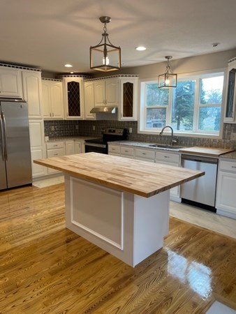 811 Piper Road West Springfield, MA 01089 - Photo 1 of 32