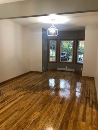 811 Piper Road West Springfield, MA 01089 - Photo 9 of 32