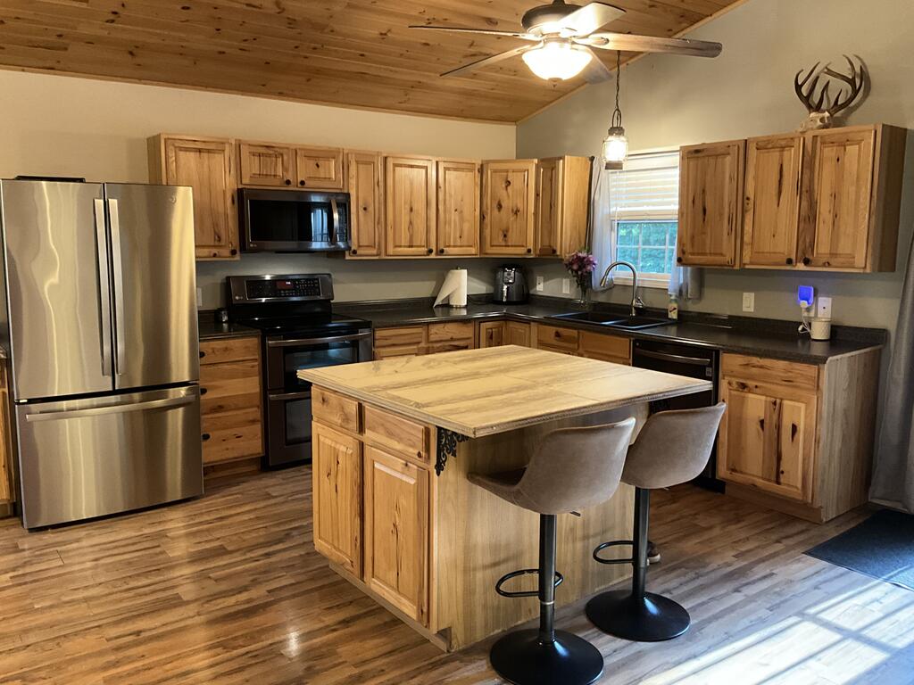 1940 Bolt Road Fairdale, WV 25839 - Photo 18 of 37 Gallery Image 18