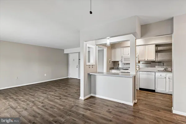 $249,000 | 203 Victor Parkway, Unit H, Annapolis, MD 21403