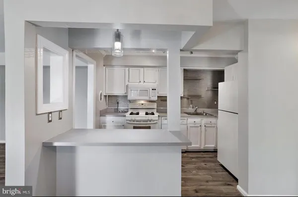 $249,000 | 203 Victor Parkway, Unit H, Annapolis, MD 21403