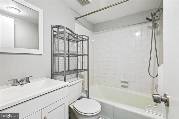 $249,000 | 203 Victor Parkway, Unit H, Annapolis, MD 21403