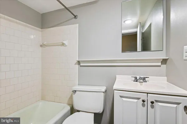 $249,000 | 203 Victor Parkway, Unit H, Annapolis, MD 21403