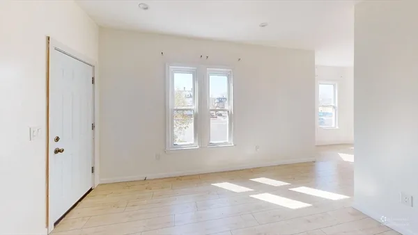 $3,300 | 45 Henry Avenue, Unit 2, Lynn, MA 01902