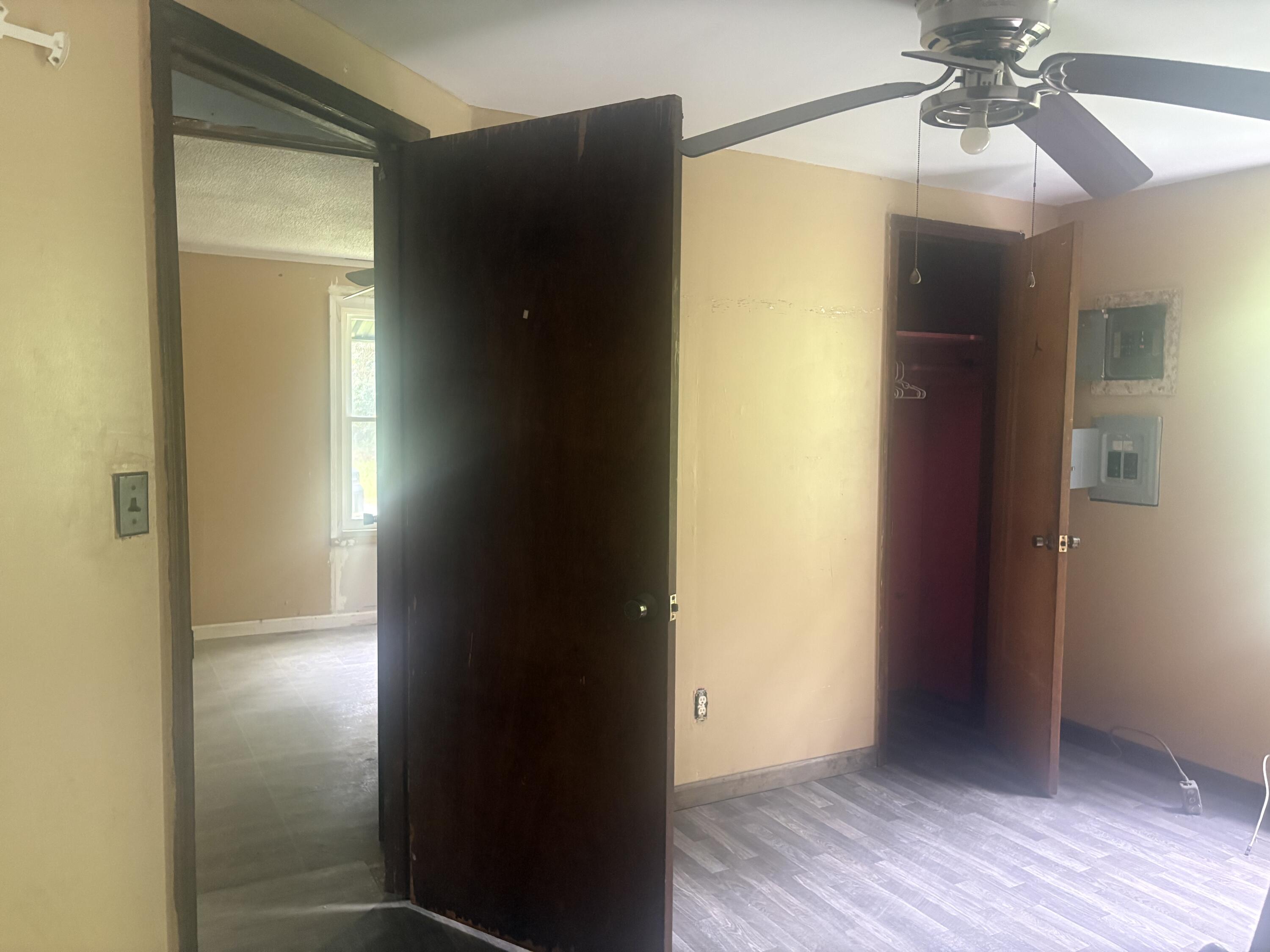 1036 Collins Street Sumter, SC 29150 - Photo 6 of 10