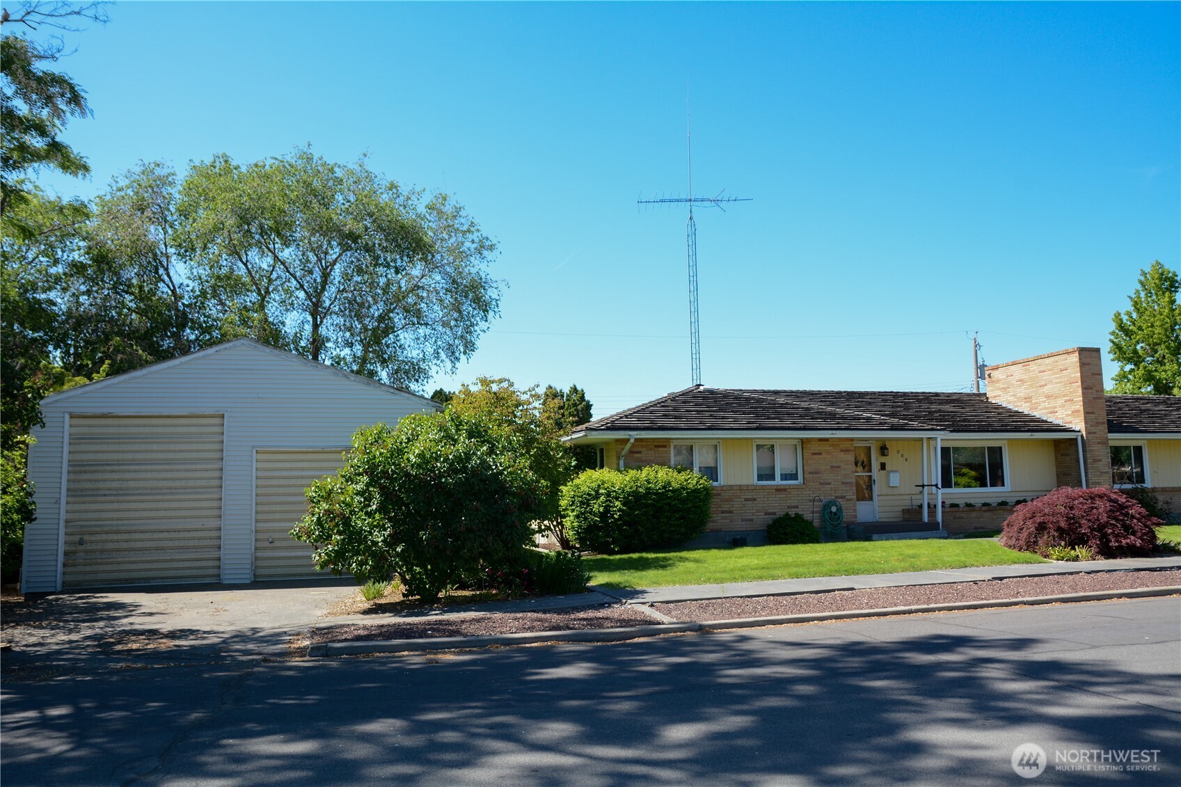 408 West 8th Avenue Ritzville, WA 99169 - Photo 3 of 27