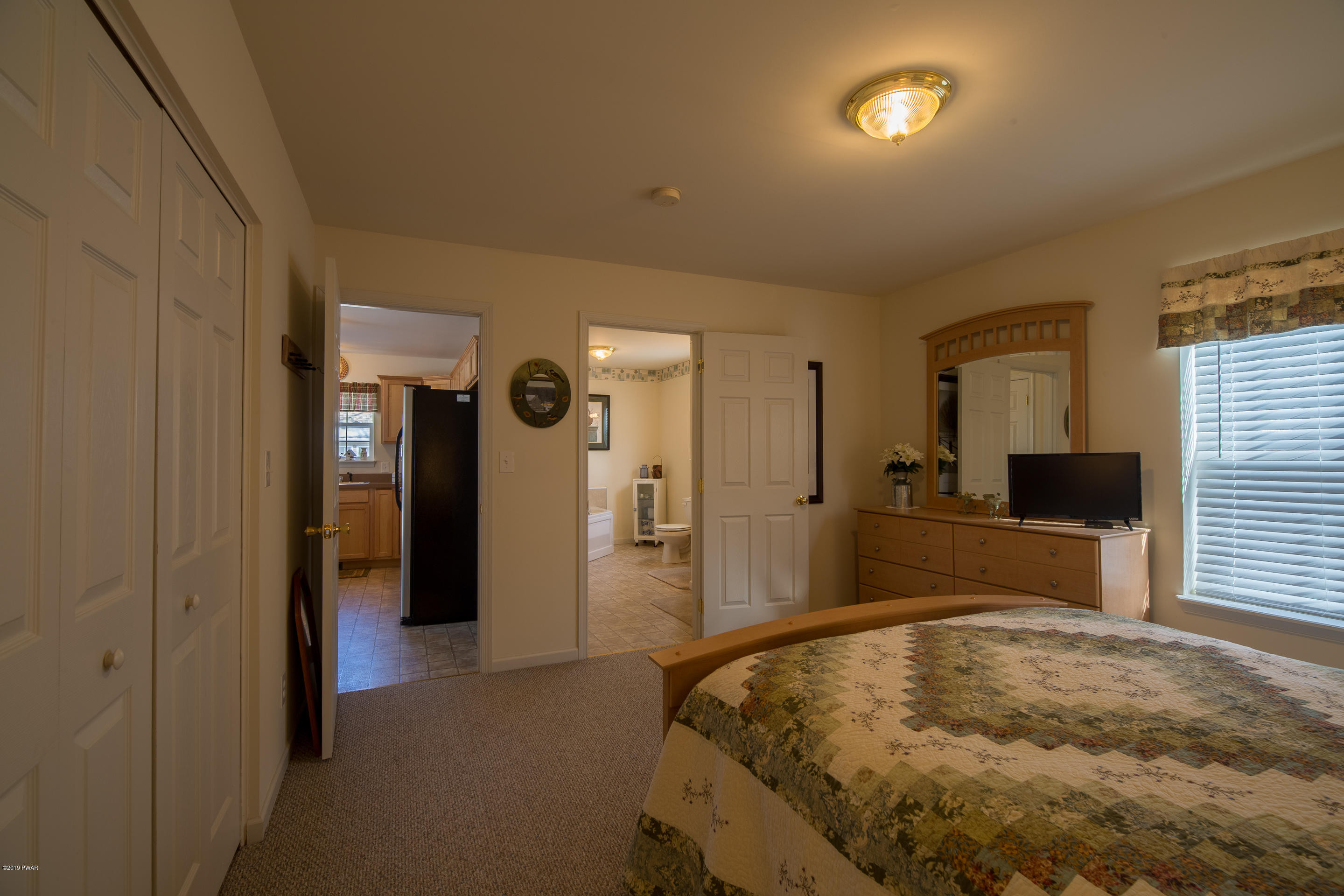 319 Lakeview Road Lackawaxen, PA 18435 - Photo 19 of 42 1st Fl Master