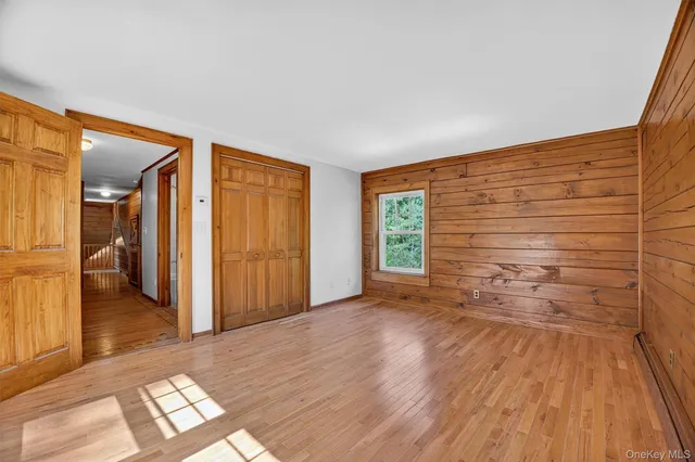 $474,000 | 321 Spadola Lane, Pine Bush, NY 12566