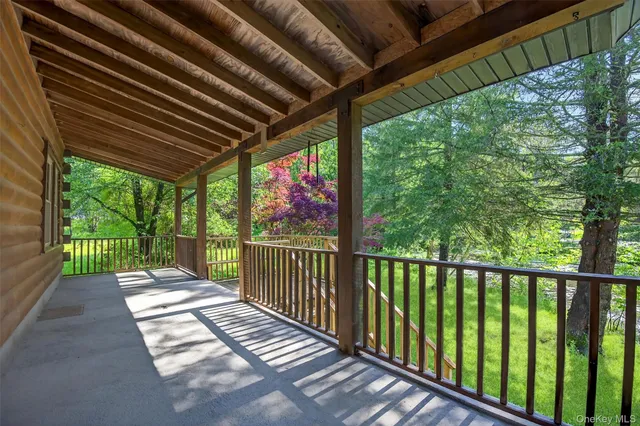 $474,000 | 321 Spadola Lane, Pine Bush, NY 12566