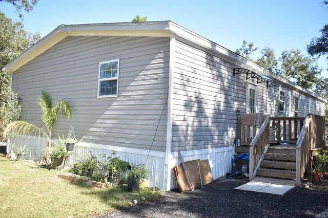 a view of outdoor space with fountain
