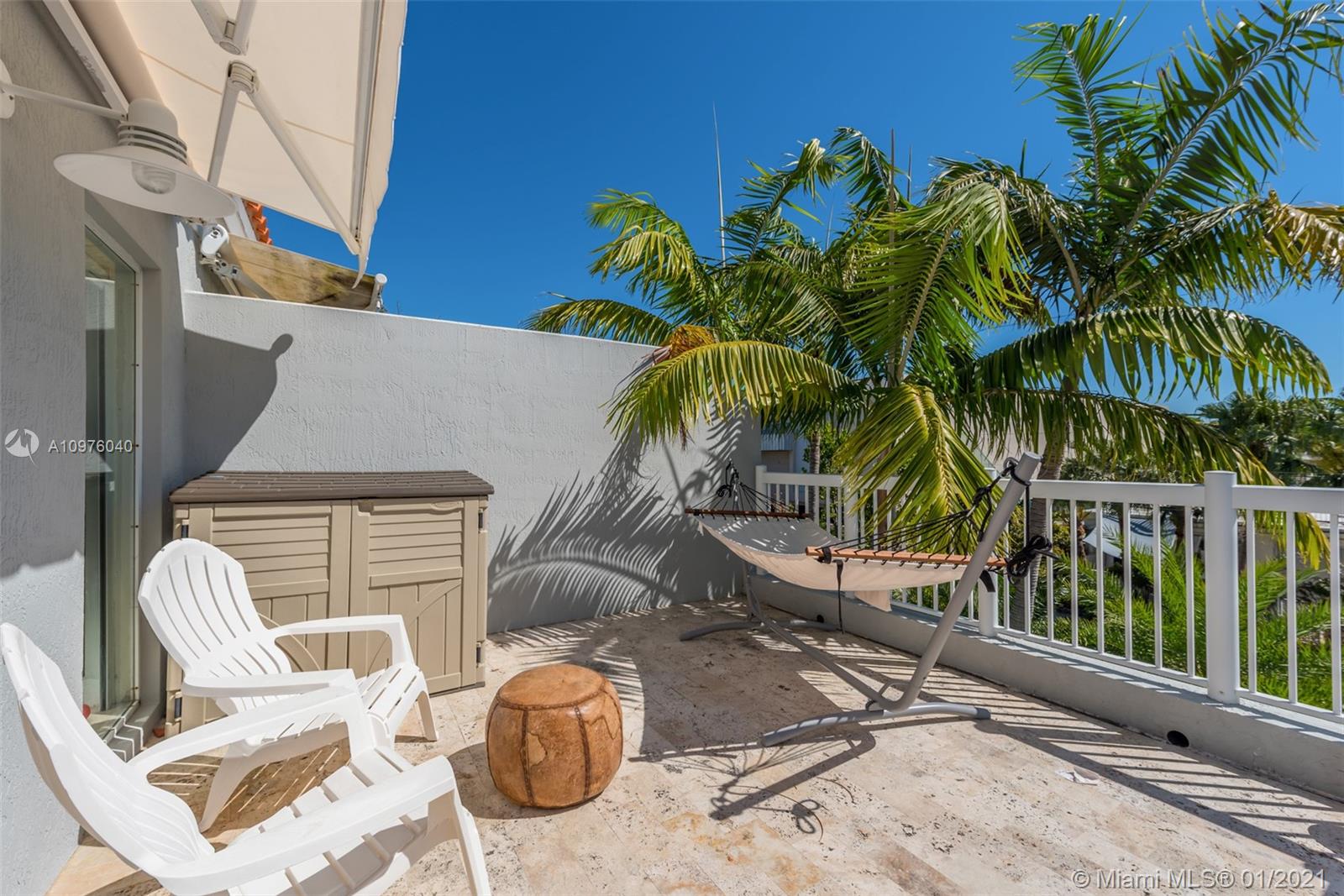 668 Fernwood Road Key Biscayne, FL 33149 - Photo 22 of 32