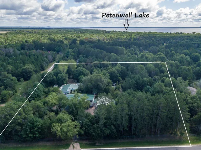 $249,000 | W5693 Highlife Drive, Necedah, WI 54646