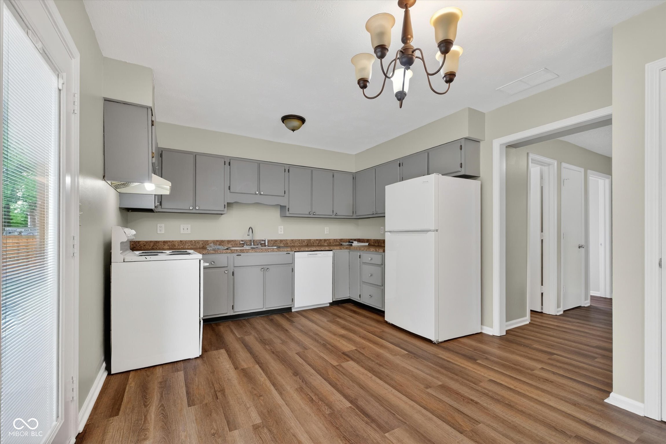 7935 Wheat Ridge Court Indianapolis, IN 46268 - Photo 15 of 46 Gallery Image 15