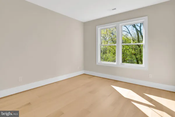$2,195,000 | 501 North Jefferson Street, Arlington, VA 22205