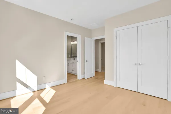 $2,195,000 | 501 North Jefferson Street, Arlington, VA 22205