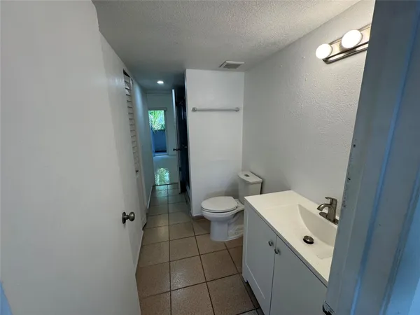 $265,000 | 2710 West 76th Street, Unit 207, Hialeah, FL 33016