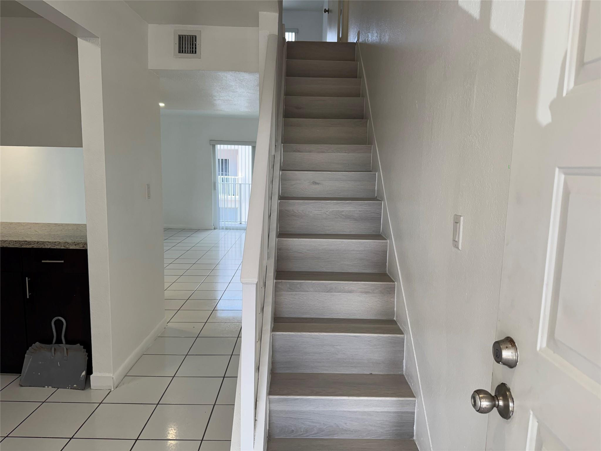 2710 West 76th Street, Unit 207 Hialeah, FL 33016 - Photo 19 of 27 Photo 19