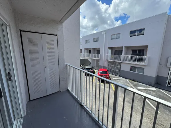 $265,000 | 2710 West 76th Street, Unit 207, Hialeah, FL 33016