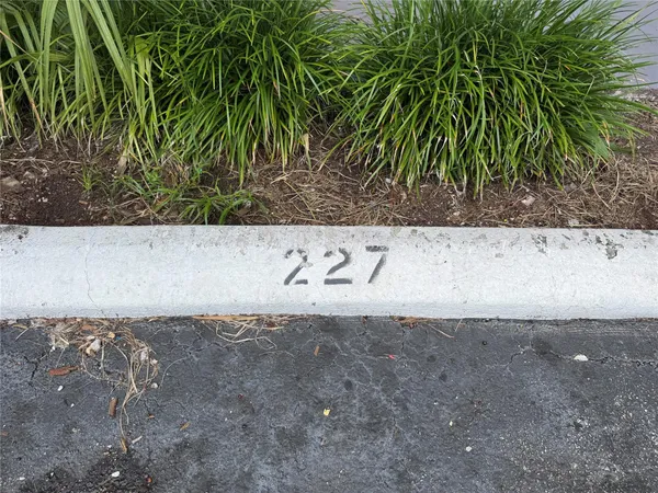 $265,000 | 2710 West 76th Street, Unit 207, Hialeah, FL 33016