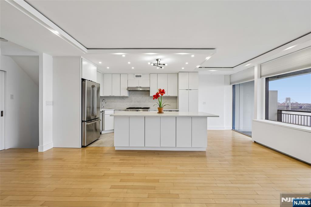 1 Horizon Road, Unit 1404 Fort Lee, NJ 07024 - Photo 15 of 31