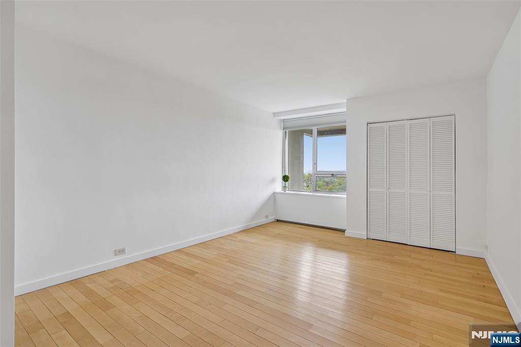 1 Horizon Road, Unit 1404 Fort Lee, NJ 07024 - Photo 23 of 31