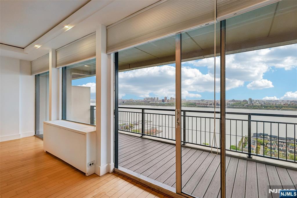 1 Horizon Road, Unit 1404 Fort Lee, NJ 07024 - Photo 26 of 31