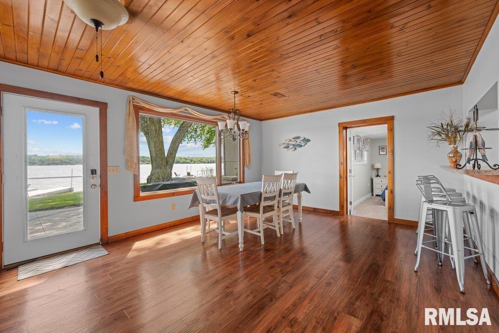 22001 Great River Road Le Claire, IA 52753 - Photo 18 of 33 Gallery Image 18