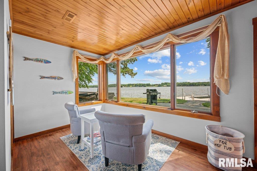22001 Great River Road Le Claire, IA 52753 - Photo 19 of 33 Gallery Image 19