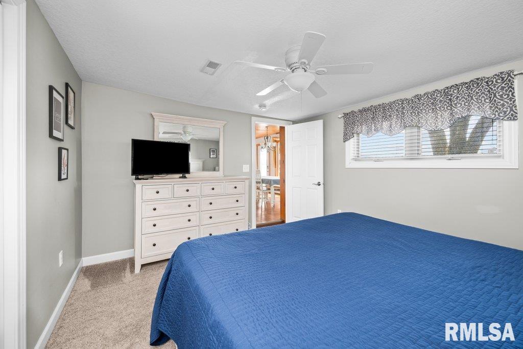 22001 Great River Road Le Claire, IA 52753 - Photo 22 of 33 Gallery Image 22