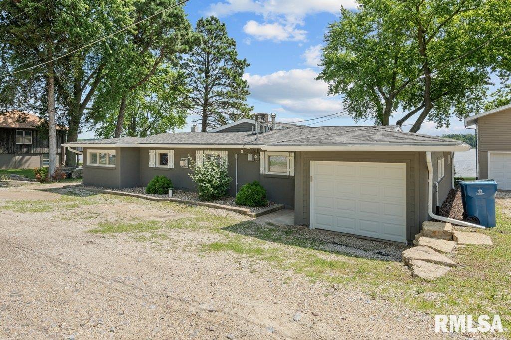 22001 Great River Road Le Claire, IA 52753 - Photo 31 of 33 Gallery Image 31