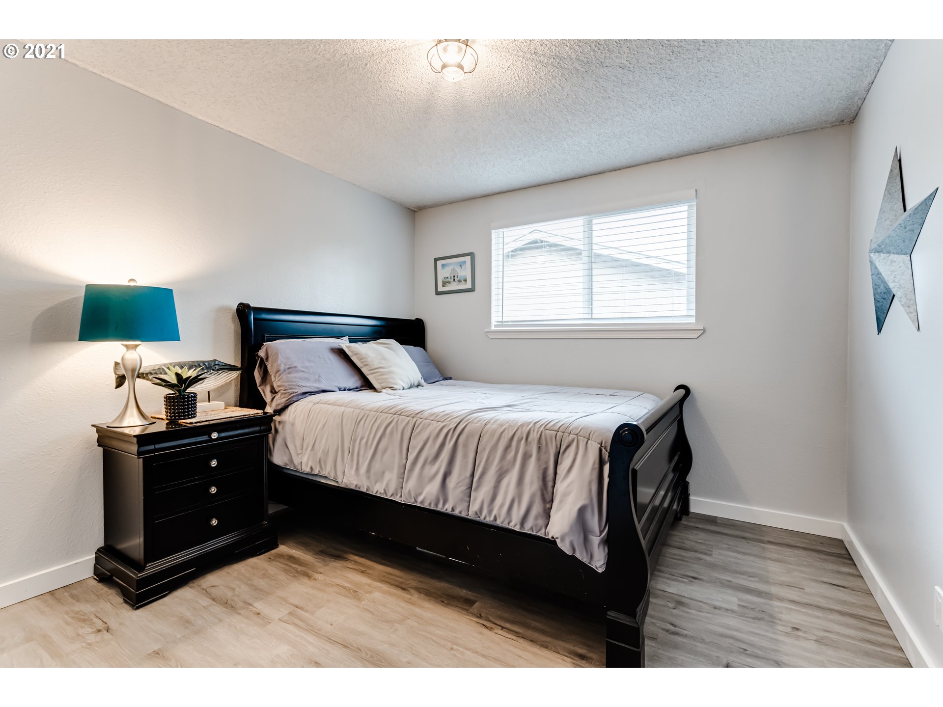 789 65th Street Springfield, OR 97478 - Photo 17 of 29