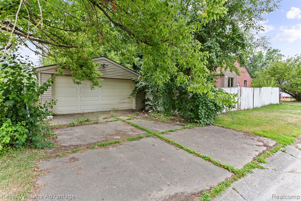 22850 Colgate Street Farmington, MI 48336 - Photo 25 of 25