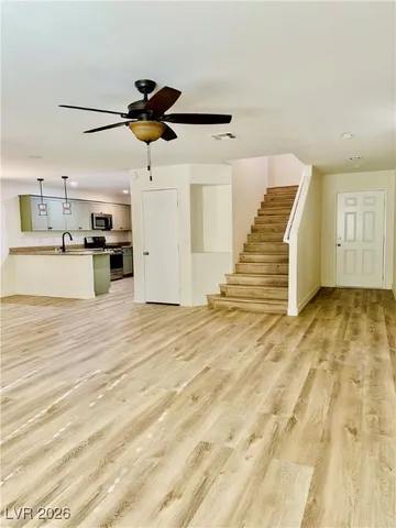 $2,050 | 8955 Harmony Hall Avenue, Las Vegas, NV 89178