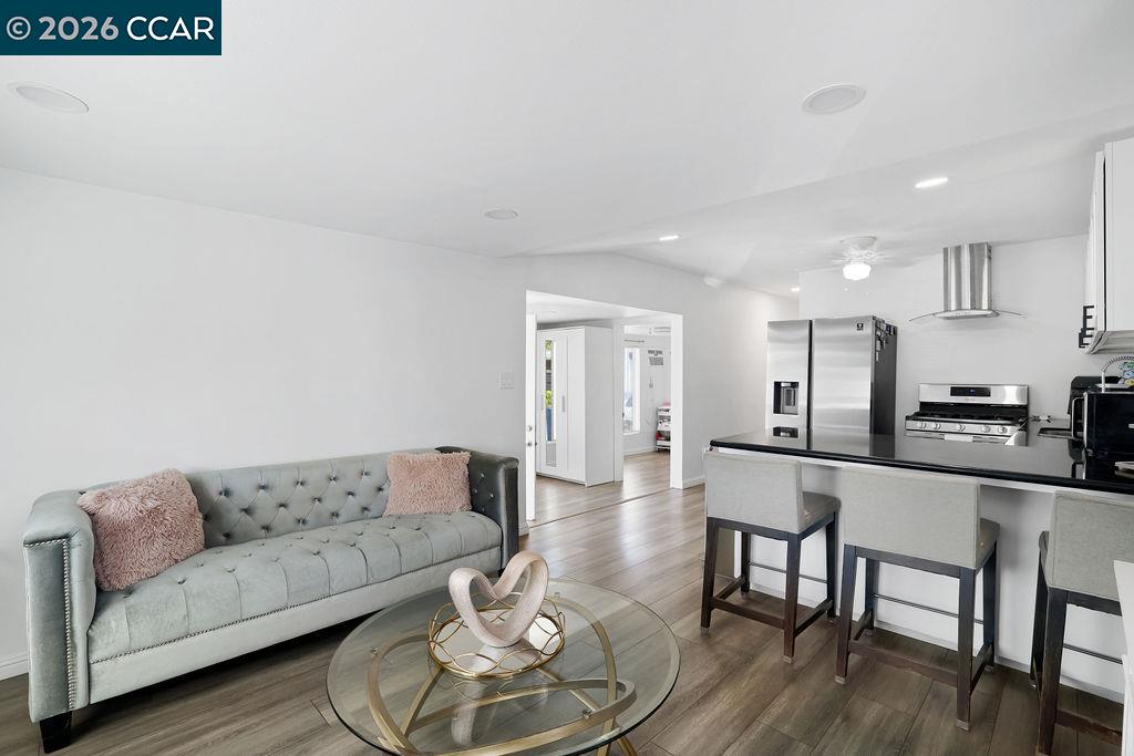 3301 Buchanan Road, Unit 85 Antioch, CA 94509 - Photo 2 of 26 a living room with furniture and kitchen view
