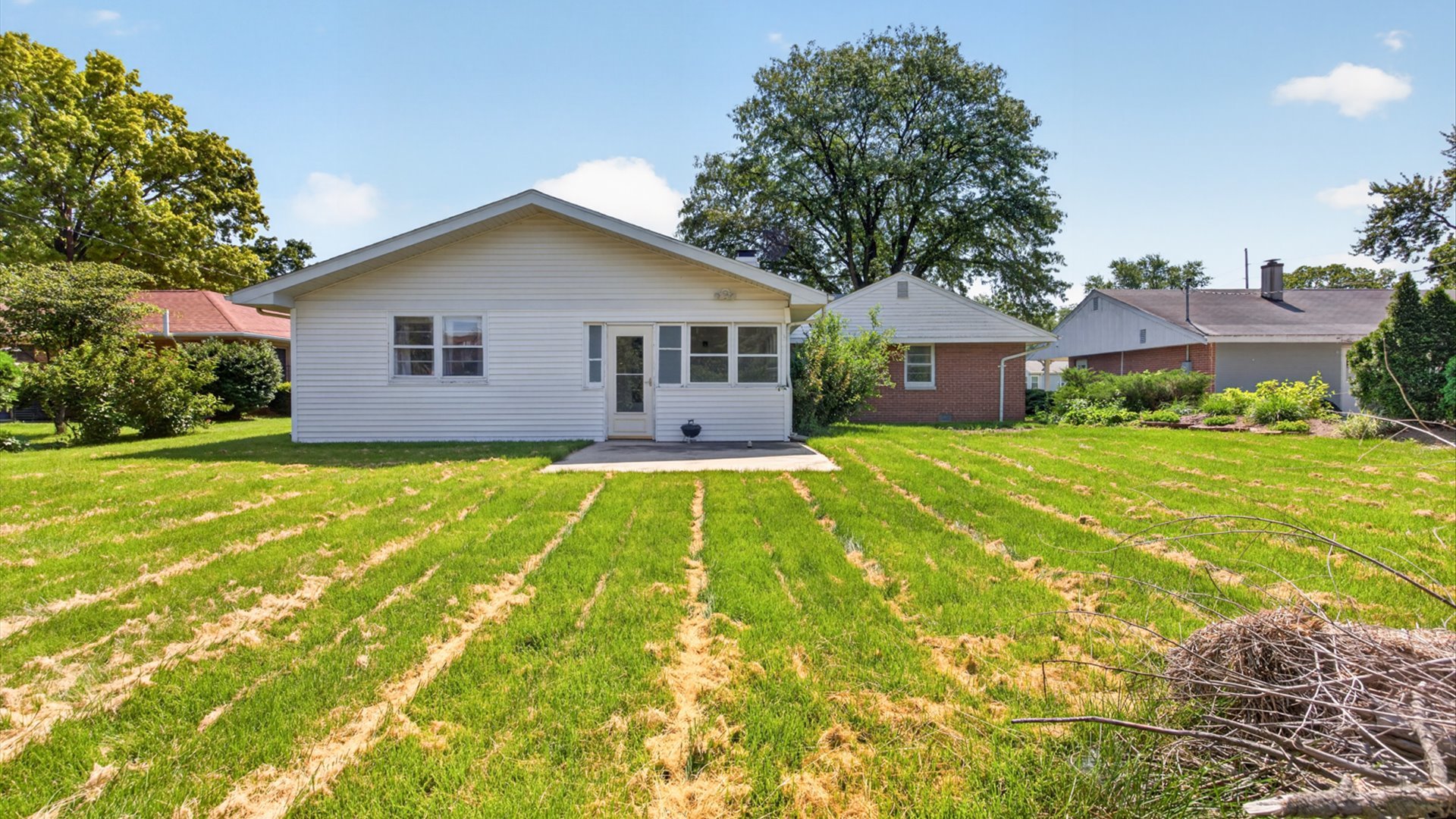 919 Vale Street Bloomington, IL 61701 - Photo 34 of 40