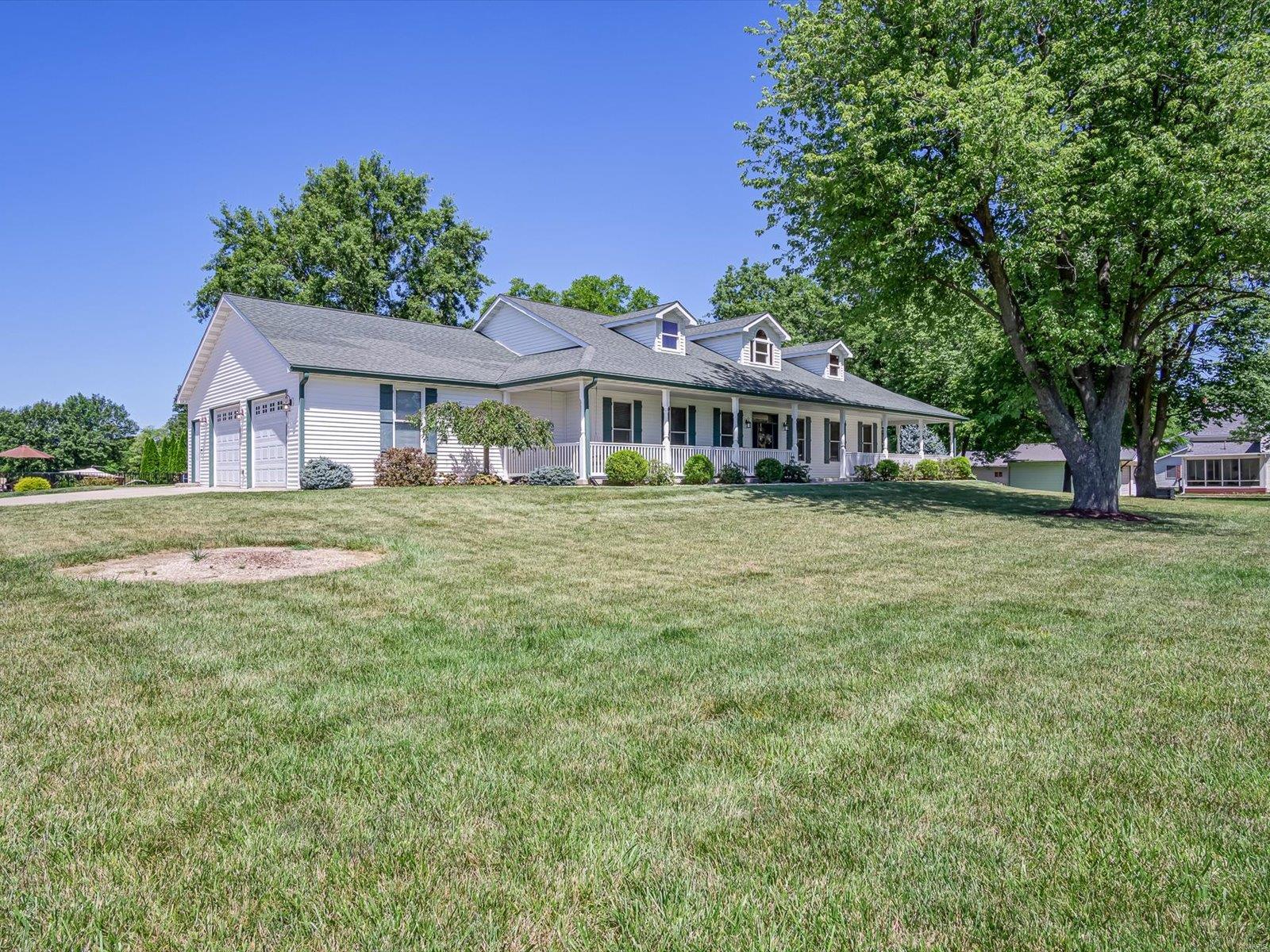 619 Sparta Street St. Libory, IL 62282 - Photo 3 of 62 Gallery Image 3